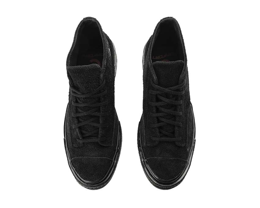 Scarpa alta in tela nera con suola in gomma e design classico anni '70