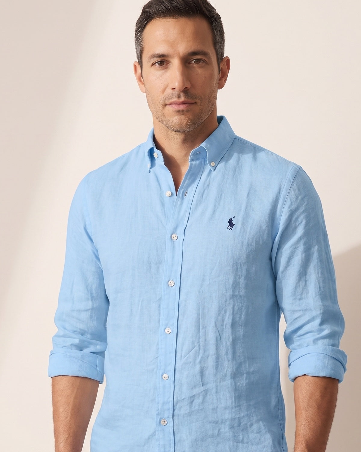 Colletto e linea frontale di Camicia in Lino Traspirante da Uomo