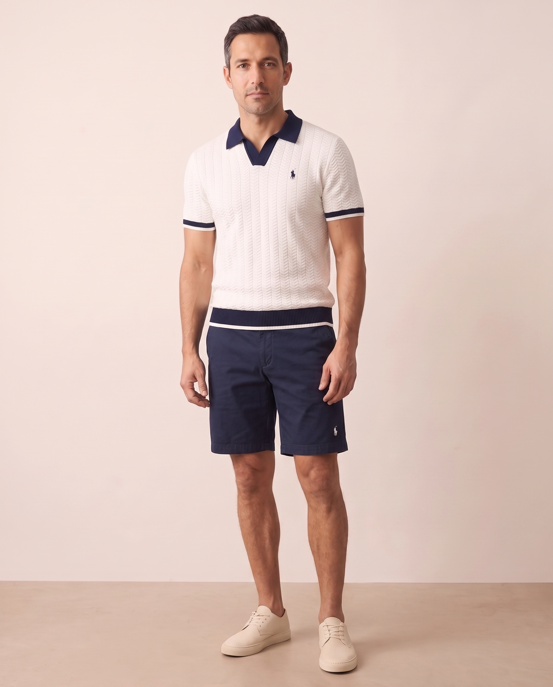 Modello indossa RL™ Polo Prestige Completo – foto studio Bellevaria