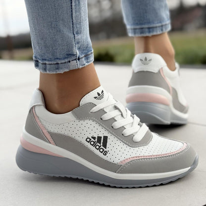 Bellissime sneakers da donna in pelle naturale