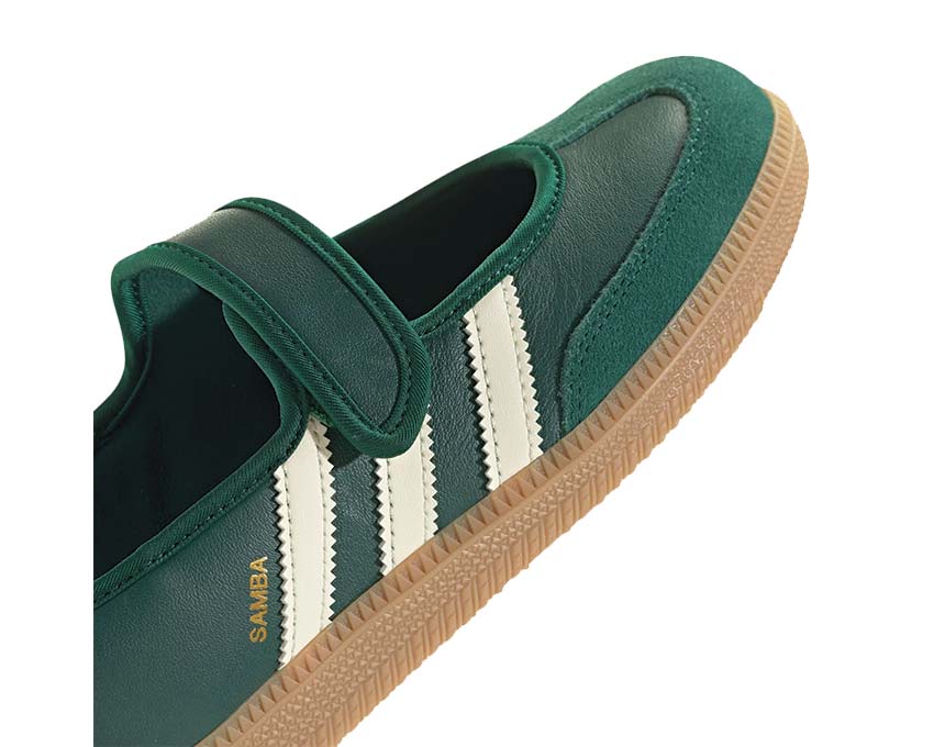 Scarpe da ginnastica in pelle verde collegiale con suola in gomma