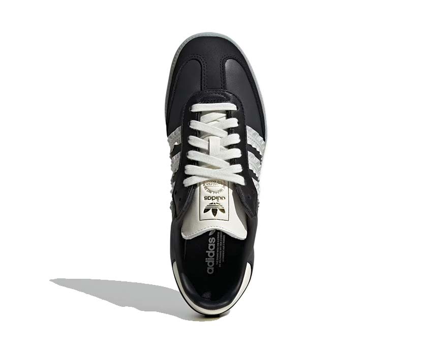Scarpe da ginnastica classiche in pelle nera per donna