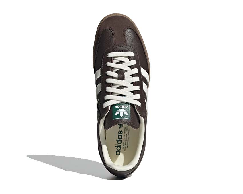 Scarpe da ginnastica in pelle marrone scuro con suola in gomma