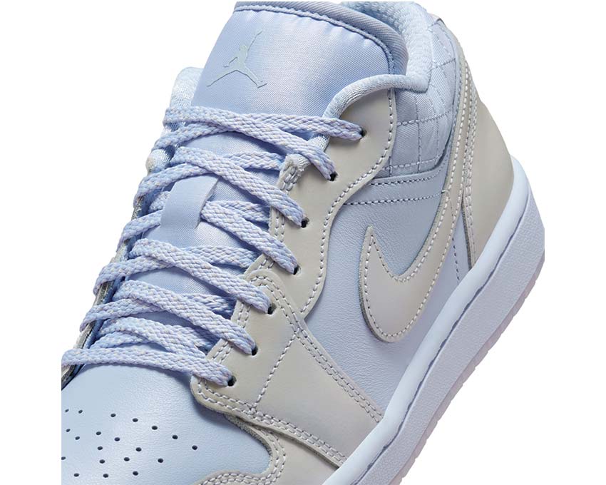 Scarpe da ginnastica basse da donna in pelle con finitura perlata