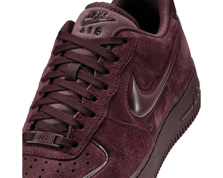 Scarpe da ginnastica in pelle da donna color bordeaux