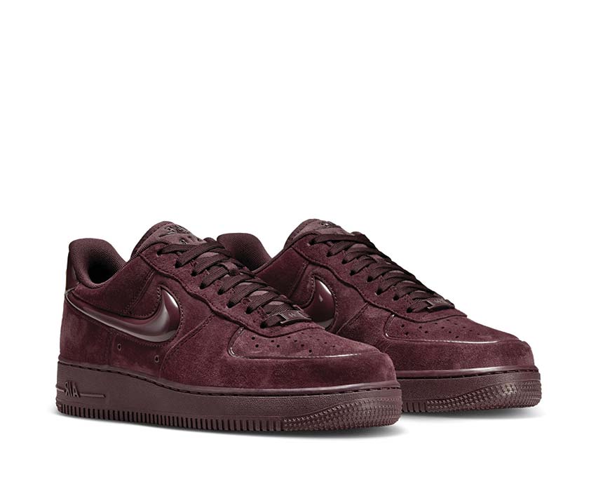 Scarpe da ginnastica in pelle da donna color bordeaux