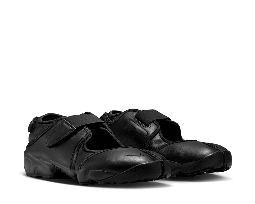 Scarpa sportiva da donna con design aperto e colore nero