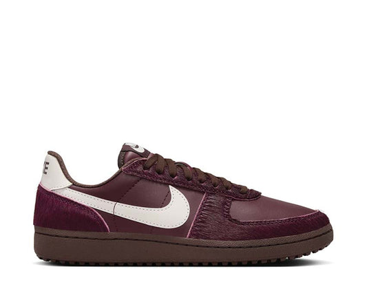 Scarpe da calcio da donna in colore bordeaux