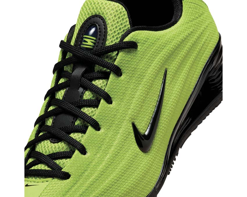 Scarpe da ginnastica con ammortizzazione a molle, colore cibernetico.