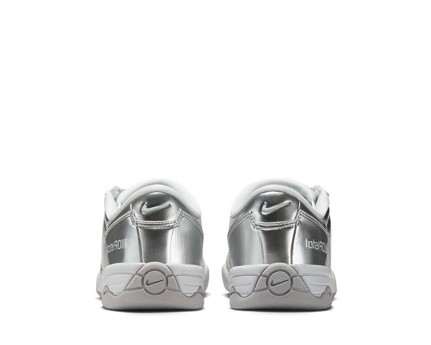 Scarpe da calcio in platino metallico per donna Total 90