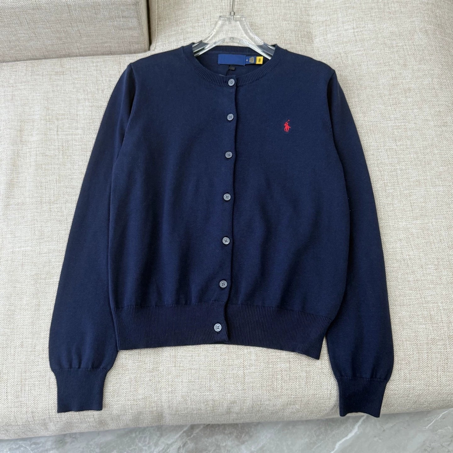 Cardigan Donna in Maglia Morbida con Bottoni