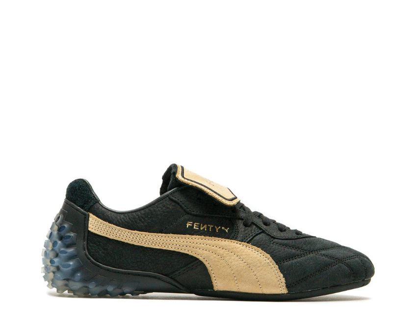 Scarpa sportiva in pelle nera e marrone chiaro con design elegante
