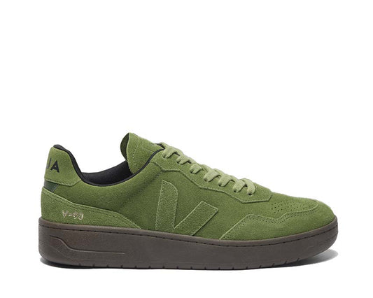 Scarpe in pelle scamosciata verde militare modello V-90