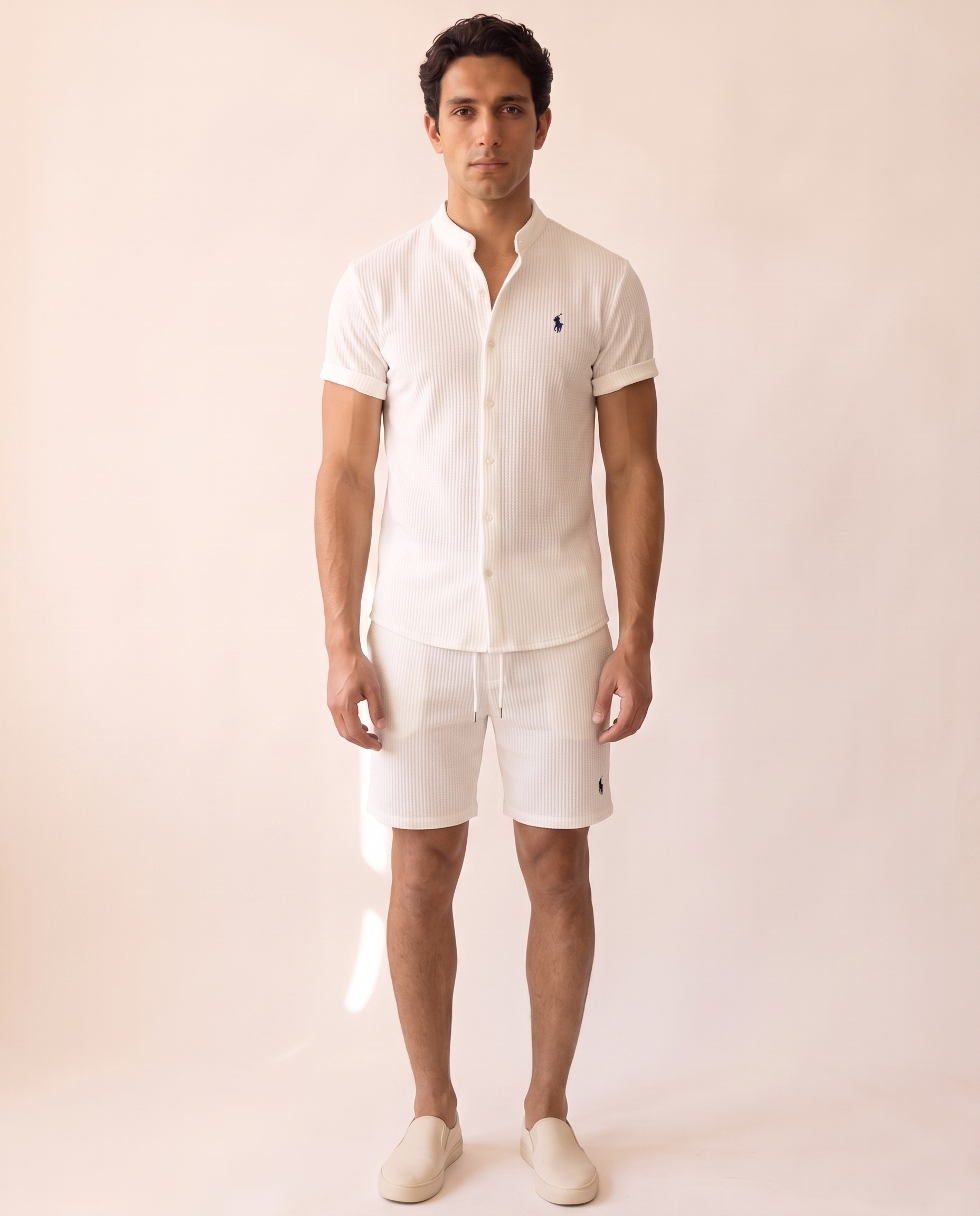 Modello indossa Ralph Lauren Collezione Prestige Comfort – foto studio Bellevaria