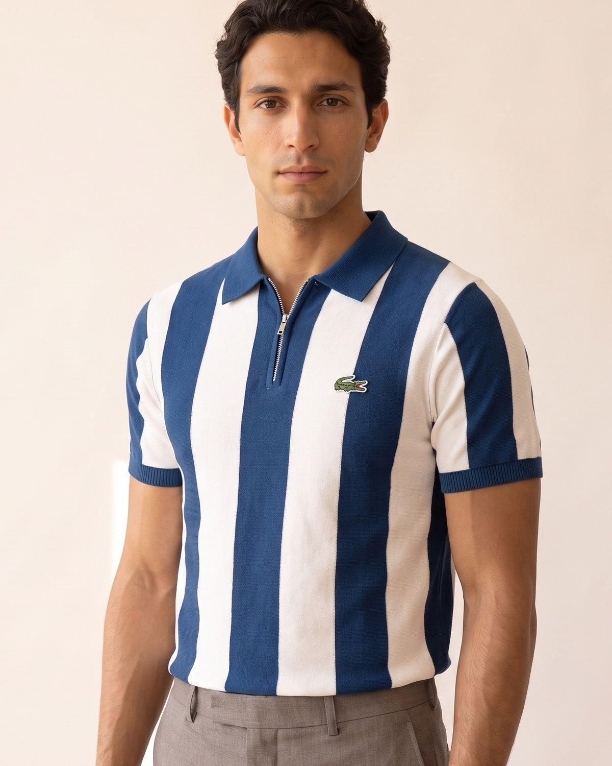 Il dettaglio del collo di Polo a Righe Vintage