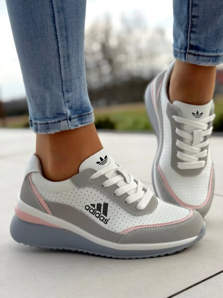 Bellissime sneakers da donna in pelle naturale