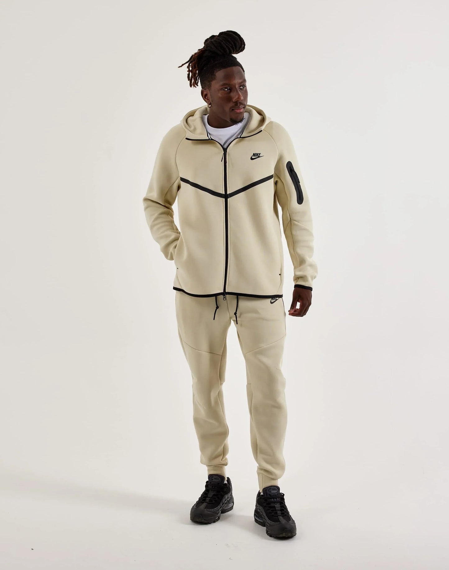 NK Tech Fleece Completo