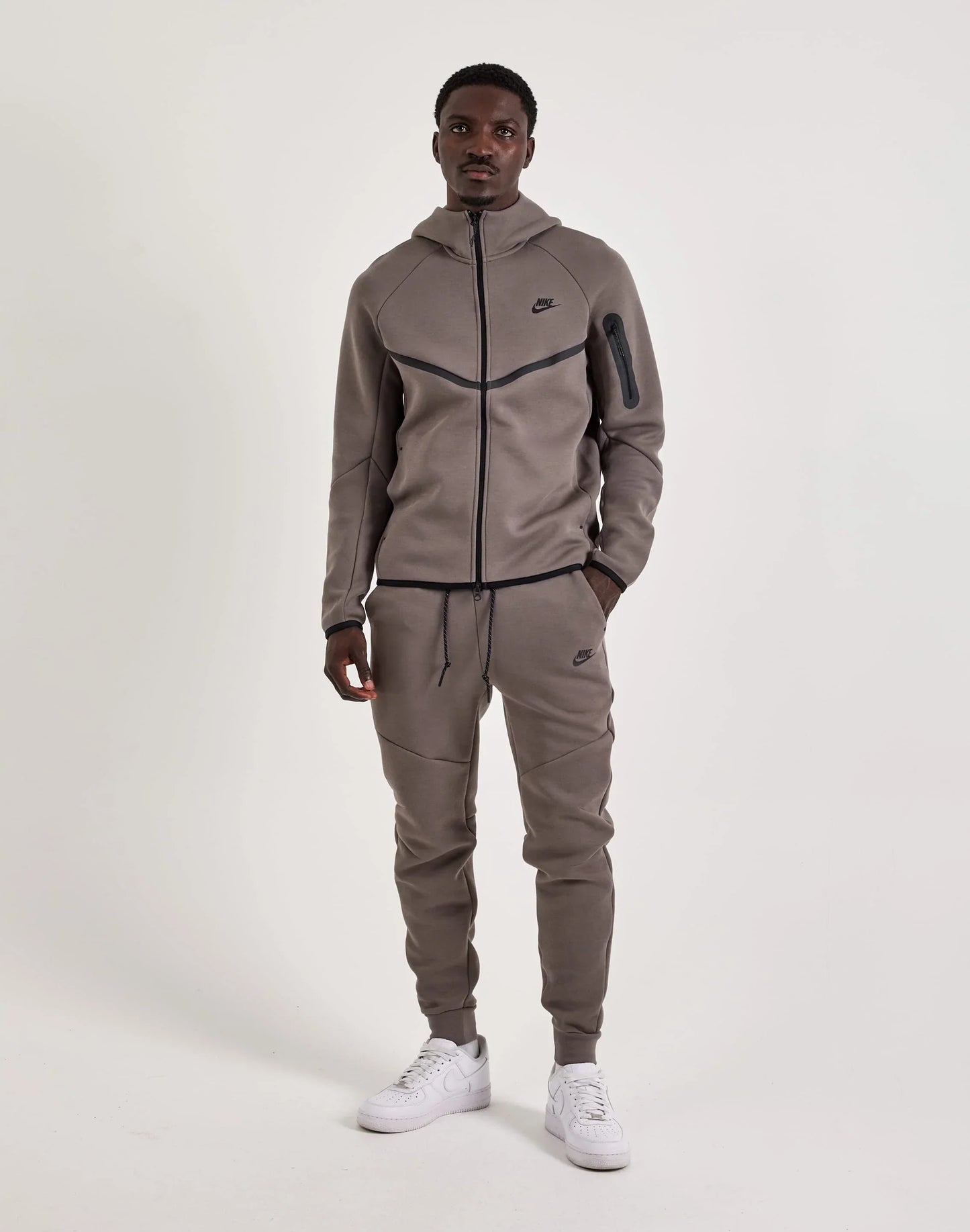 NK Tech Fleece Completo