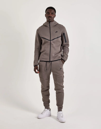 NK Tech Fleece Completo